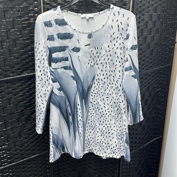 Calla Lily Print Top - Picture 1 of 4